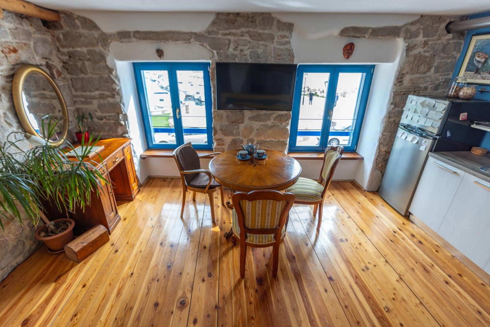 Апартаменты Old House Водице Экстерьер фото