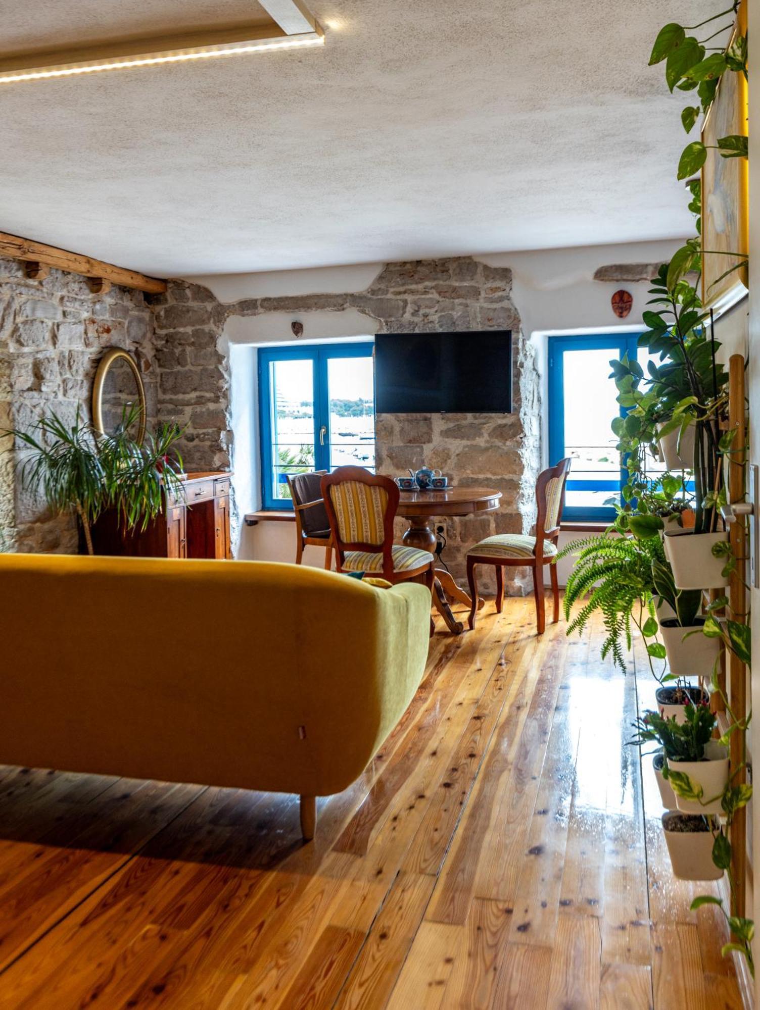 Апартаменты Old House Водице Экстерьер фото